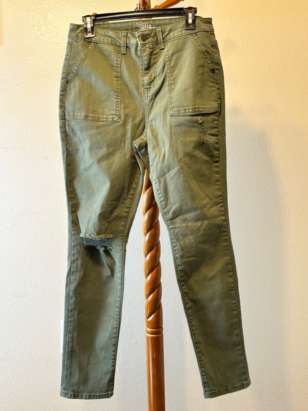 TIME AND TRU HIGH RISE UTILITY JEANS OLIVE GREEN / WOMENS SIZE 10